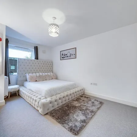 Apartmán One Bedroom Serviced In Catford Close To Lewisham - Perfect For Long Stay, Business, Leisure And Relocations
