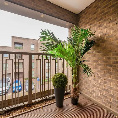 Apartmán One Bedroom Serviced In Catford Close To Lewisham - Perfect For Long Stay, Business, Leisure And Relocations Londýn
