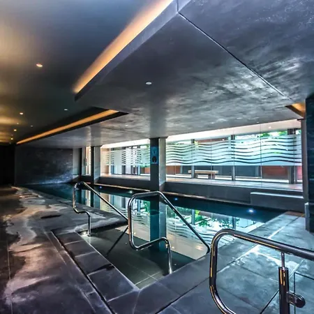Apartment Stunning 2 Bedroom In Tower Hill *