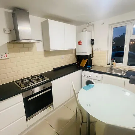 Double Near Canary Wharf 28 Londres