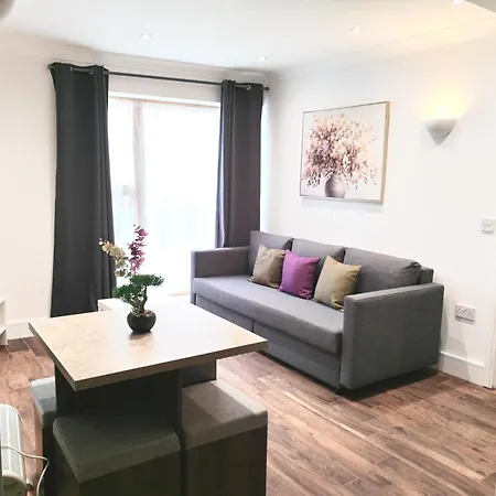 Luxury Near Centre, Near Train Station, E1 * London