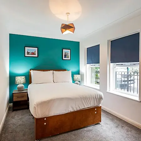 Light And Airy Upside Down House In Hackney *
