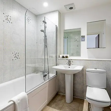 Light And Airy Upside Down House In Hackney Holiday home London