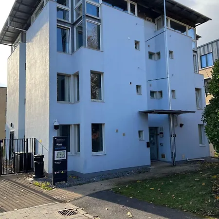 Cosy Private Ensuites And In The Heart Of Apartment Cheltenham