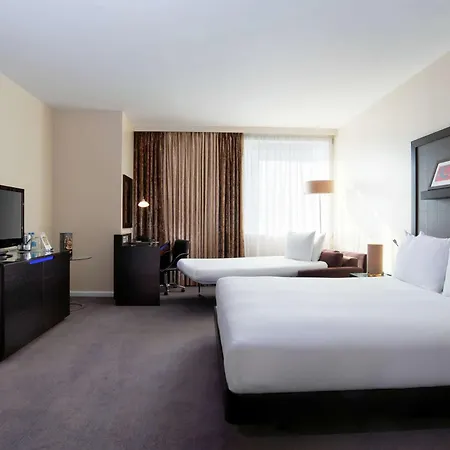 Hilton Canary Wharf 4*