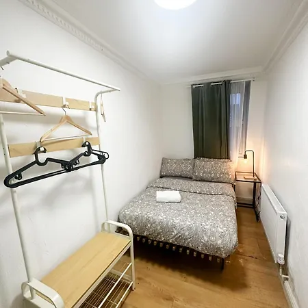 Flat 4, In Aldgate Apartamento