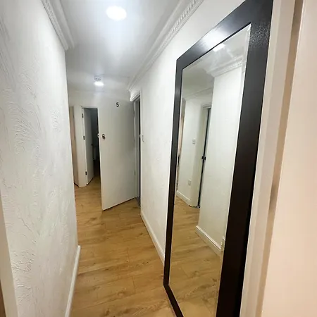 Flat 4, In Aldgate Londres