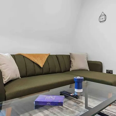 Serviced Apt In Central Lr3 Lejlighed *