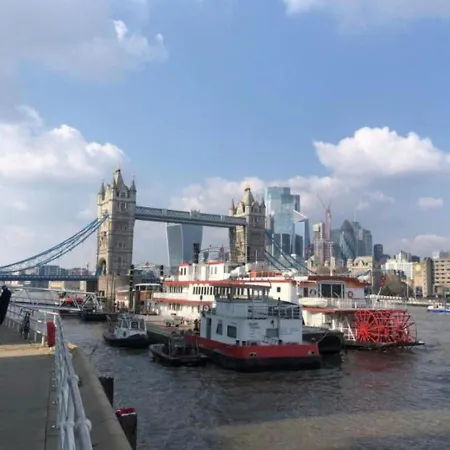 Lux Bermondsey Near Tower Bridge * Londra