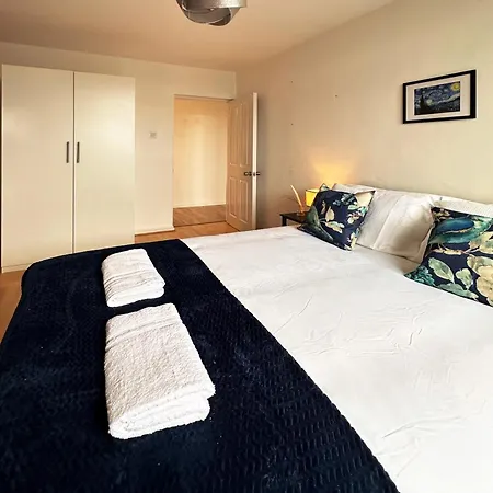 Penny's Place In Grove Park Apartment Eltham