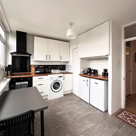 Penny's Place In Grove Park Apartment Eltham