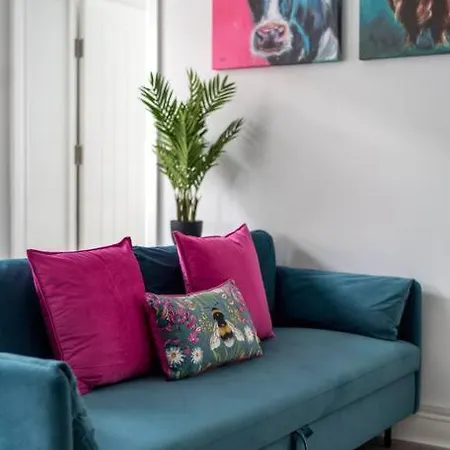 Spacious 2bed Brick Lane Flat - 2nd Floor London