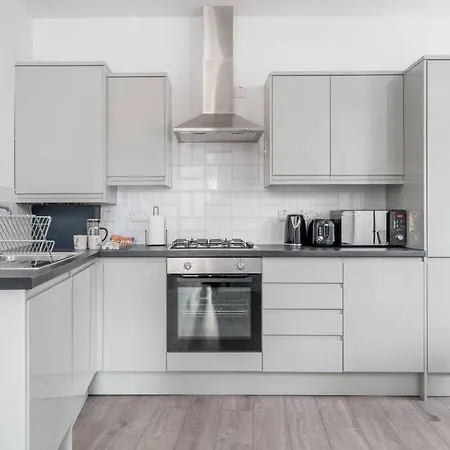 Spacious 2bed Brick Lane Flat - 2nd Floor * London