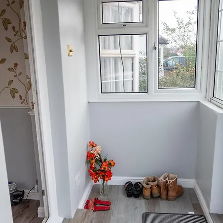 Ubytování v soukromí Spacious Double Bedroom In Shooters Hill *