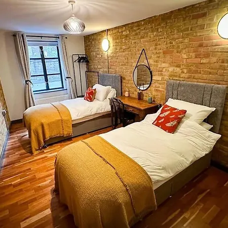 Luxury Warehouse Conversion - Shoreditch * London
