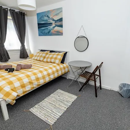 Homestay Close To Canary Wharf