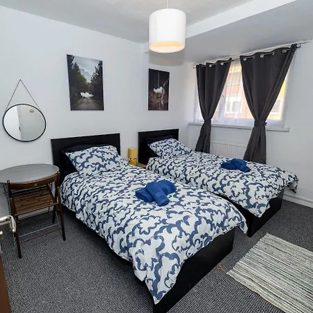 Close To Canary Wharf London
