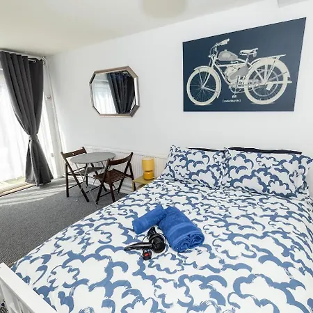 Close To Canary Wharf * London