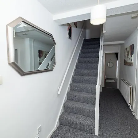 Homestay Close To Canary Wharf London