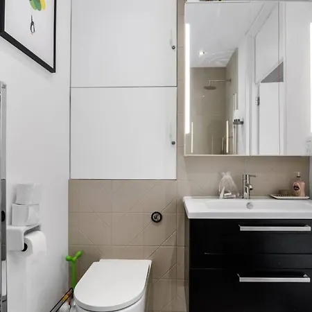Luxury Modern Flat Near Excel, 02 & Canary Wharf *