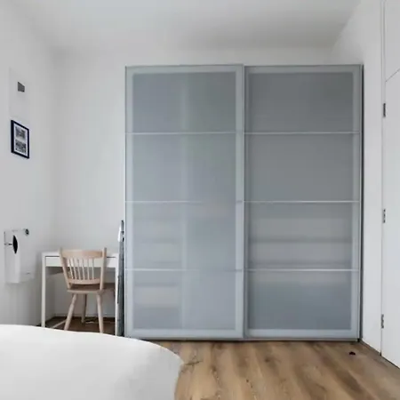 Luxury Modern Flat Near Excel, 02 & Canary Wharf