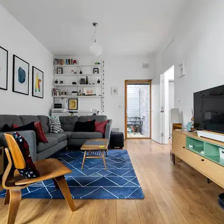 Apartment Luxury Modern Flat Near Excel, 02 & Canary Wharf *