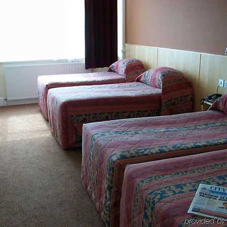 Hotel Hampton By Hilton 4*
