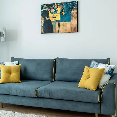 Brick Lane, - Lovely One Bedroom