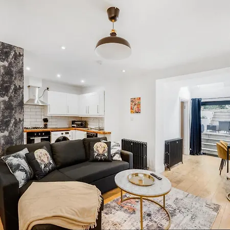 Apartment Classy Abode In Hackney - Garden - Sleeps 6
