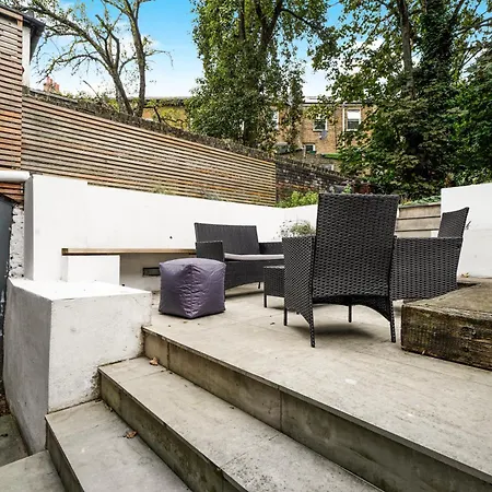Classy Abode In Hackney - Garden - Sleeps 6 *