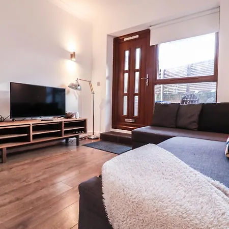 Stunning Split Level Apartment London
