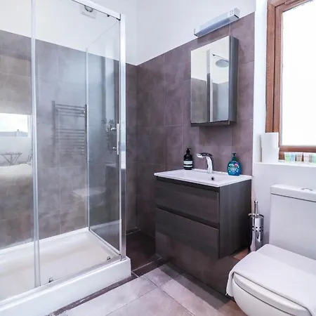Apartment Stunning Split Level London