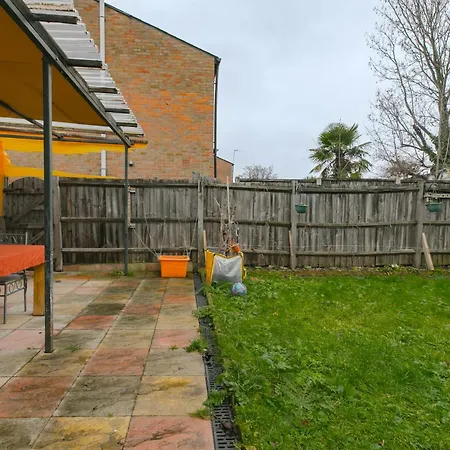 5br House, Free Parking Offa12, Contractor, Big Families, Relocation Redbridge