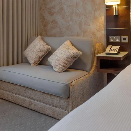 Doubletree By Hilton London Heathrow Airport Hounslow