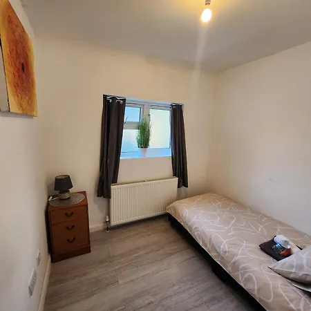 Luxury 5-Room House - Your Perfect Getaway Awaits