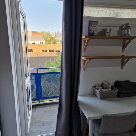 Spacious Private Balcony - Central - Zone 1 - Elephant And Castle * London
