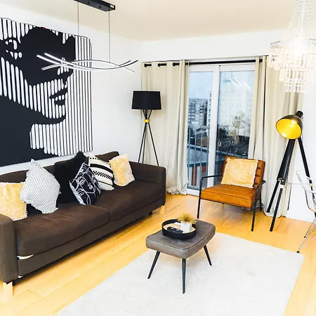 Unique Sky View -2 Bed