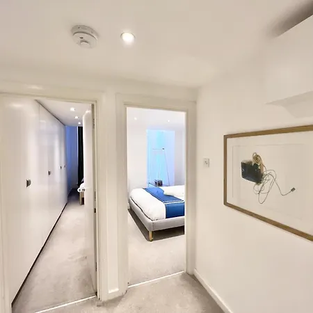 Apartment Vip Serviced Excellent Location Great Price *