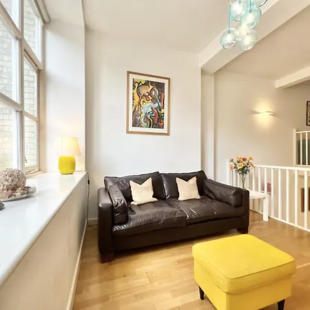 Vip Serviced Excellent Location Great Price Apartment
