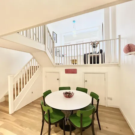 Apartment Vip Serviced Excellent Location Great Price