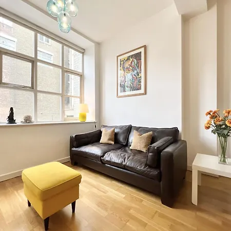 Vip Serviced Excellent Location Great Price Apartment *