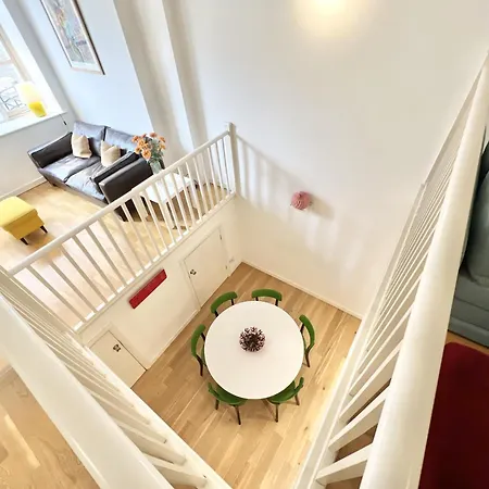 Apartment Vip Serviced Excellent Location Great Price *