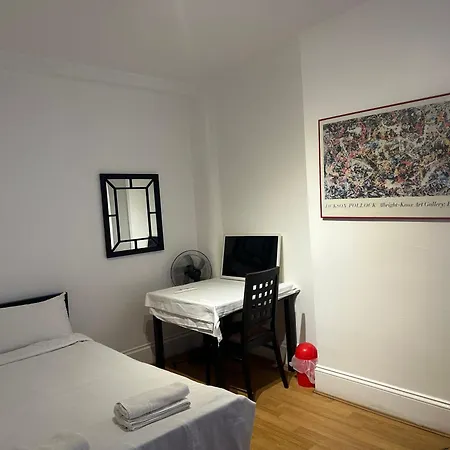 Hotel Brick Lane 2*