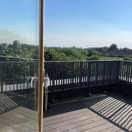 Holiday home Contemporary Haven: 4-bed House In Dagenham