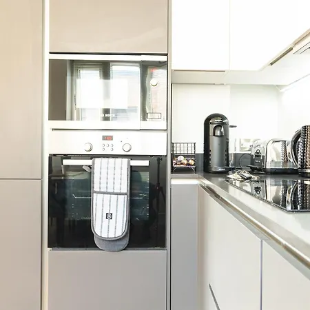 Apartmán Luxury Greenwich 2bed 2bath - Sleep 6 Guest- 1 Min From Station - Close To Greenwich Maritime- Playstation Provided *