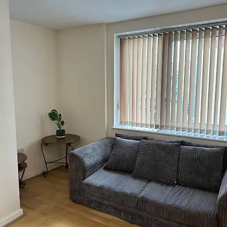 New Build 2 Bedroom With 2 Bath In Apartment *
