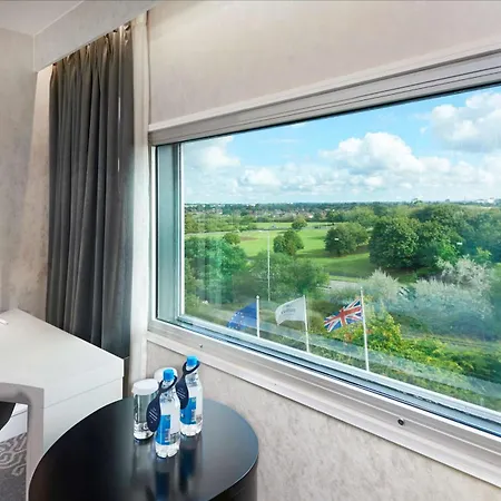 Hilton London Heathrow Airport