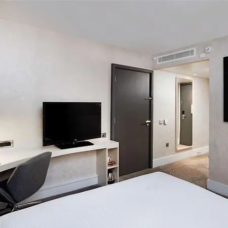 Hilton London Heathrow Airport 4* Hillingdon