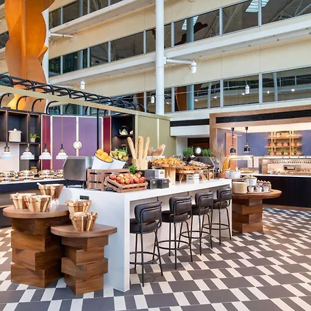 Hilton London Heathrow Airport