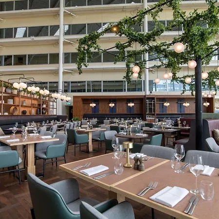 Hotel Hilton London Heathrow Airport 4*